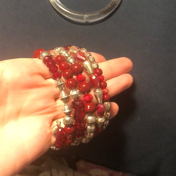 Bracelets - Picture 3 of 16